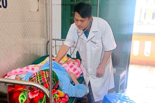 Hoàn thành chương trình đào tạo đặc biệt, 48 bác sĩ trẻ tình nguyện về vùng khó khăn