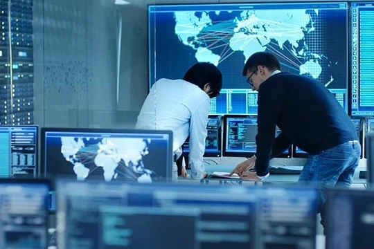 Doanh nghiệp cần tăng cường bảo mật hệ thống CNTT phòng tránh nguy cơ mã độc tấn công (ảnh minh họa)