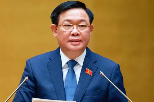 Vì sao ông Vương Đình Huệ thôi chức Chủ tịch Quốc hội?