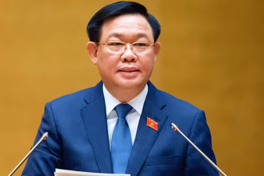 Vì sao ông Vương Đình Huệ thôi chức Chủ tịch Quốc hội?