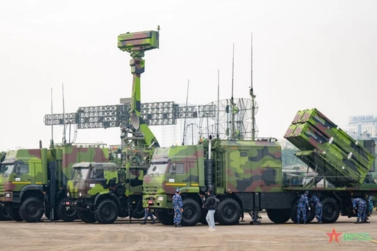 Tổ hợp tên lửa bờ đối hạm Trường Sơn VCS-01. Ảnh: Tuấn Linh.