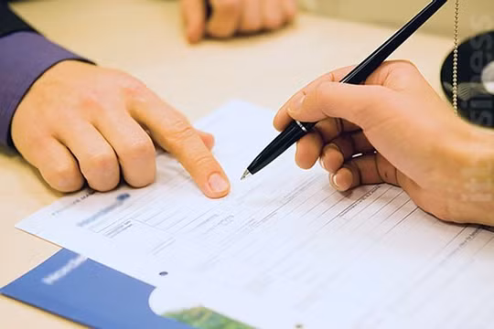 Vụ thẻ tín dụng 8,5 triệu bị đòi nợ 8,8 tỷ: Khách bức xúc 'tôi không vay xu nào'