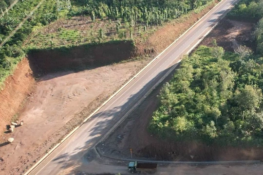 Dự án đầu tư xây dựng đường Hồ Chí Minh đoạn tránh phía Đông TP Buôn Ma Thuột. Ảnh: HD