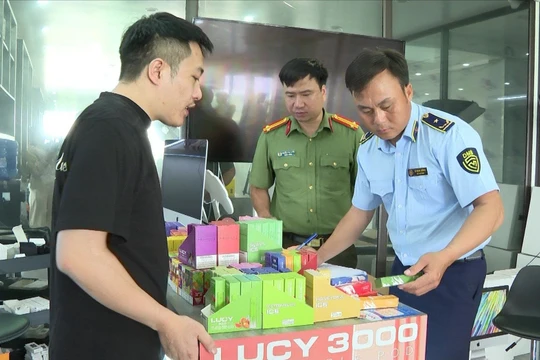 Cần tránh “trống đánh xuôi, kèn thổi ngược” trong chính ngành y tế về thuốc lá mới