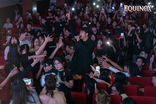 Bùng nổ với đêm đại nhạc hội “Halloween 2024: Equinox” của sinh viên báo chí