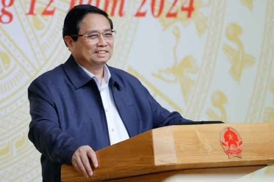 Thủ tướng: "Tinh gọn tổ chức bộ máy chỉ bàn làm, không bàn lùi"