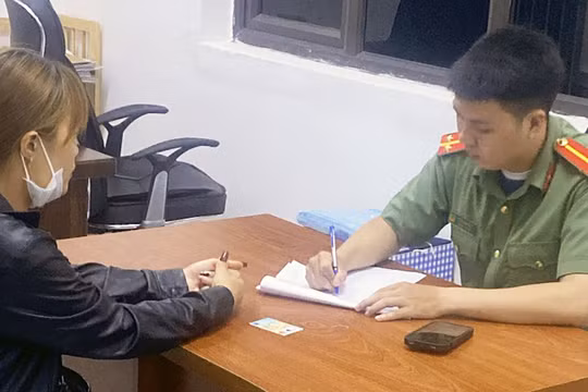 Công an triệu tập, làm việc với người đưa thông tin sai sự thật về Đà Lạt. Ảnh: CACC.