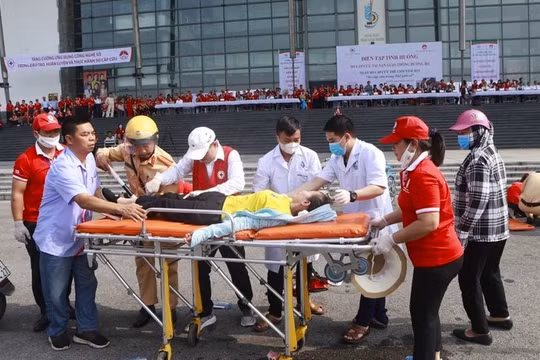 Kỹ năng cần nhớ khi sơ cứu nạn nhân tai nạn giao thông