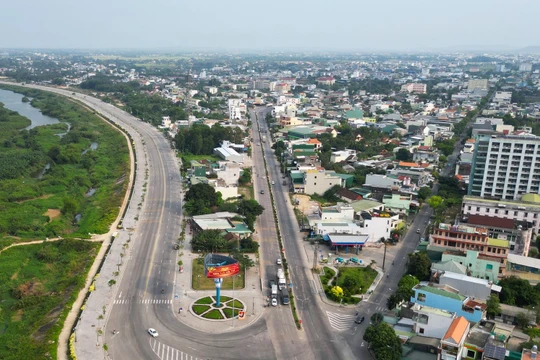 Một góc TP Quảng Ngãi (tỉnh Quảng Ngãi)