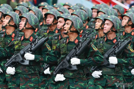 Diễu binh kỷ niệm 70 năm Chiến thắng Điện Biên Phủ