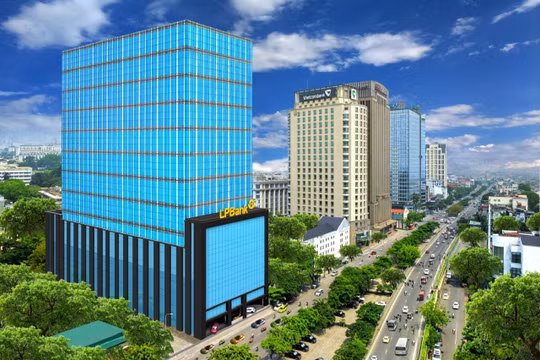 Bức tranh lợi nhuận ngân hàng quý II/2204: Điểm sáng đến từ Ngân hàng Lộc Phát Việt Nam (LPBank)