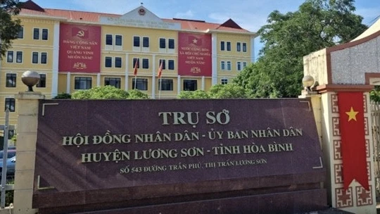 Xác minh vi phạm của Phó trưởng Ban Tuyên giáo tỉnh Hòa Bình