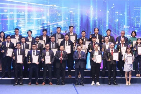 45 tổ chức, giải pháp sẽ được vinh danh tại Lễ trao giải Chuyển đổi số Việt Nam 2024