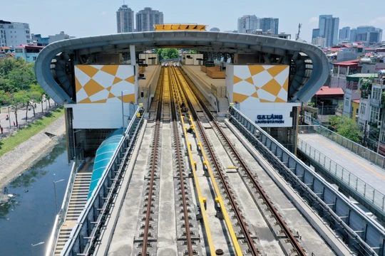 Hà Nội cần 37 tỷ USD làm 400 km metro