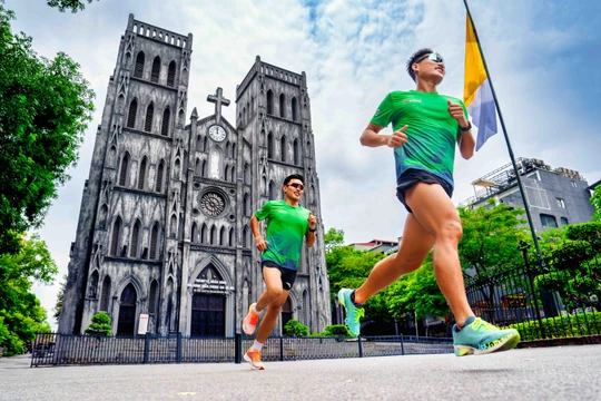 Bộ racekit chính thức của giải chạy VPIM 2024 trình làng