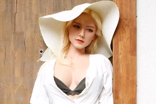 Robot tình dục Trung Quốc được tích hợp AI