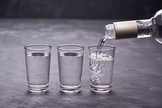 Công ty rượu Spring Vodka trả lại giấy phép phân phối