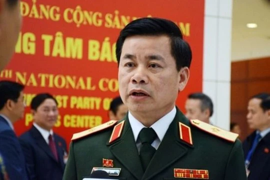 Phó Chủ nhiệm Tổng cục Chính trị Quân đội nhân dân Việt Nam Đỗ Xuân Tụng