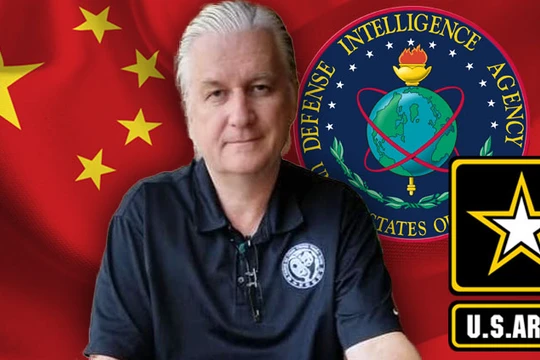 Ron Hansen. cựu quan chức DIA bị đưa ra xét xử và có thể bị 15 năm tù vì làm gián điệp cho Trung Quốc.