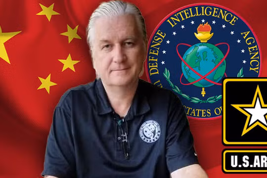 Ron Hansen. cựu quan chức DIA bị đưa ra xét xử và có thể bị 15 năm tù vì làm gián điệp cho Trung Quốc.