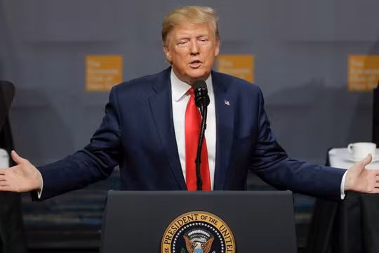 Ông Donald Trump: "Tôi đã nói thẳng với ông Tập Cận Bình là Trung Quốc rất xấu xa, ông ấy đã tức muốn chết!”