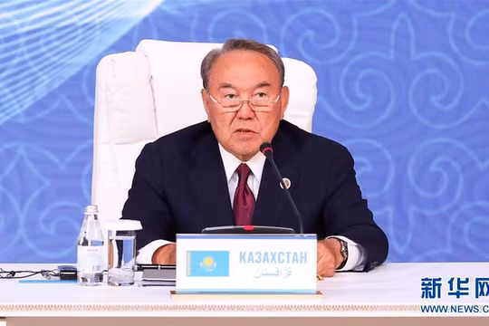 Việc ông Nazarbayev tuyên bố từ chức gây bất ngờ cho cả dư luận trong nước Kazakhstan và quốc tế.