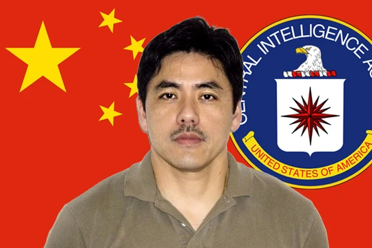 Lý Xuân Thành (Jerry Chun Shing Lee), cựu nhân viên CIA hôm 1.5 đã nhận tội làm gián điệp cho Trung Quốc trước tòa
