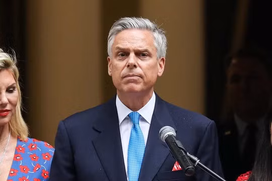 Ông Huntsman hôm 6/8 gửi thư cho Tổng thống Mỹ Donald Trump đề đạt yêu cầu xin từ chức 