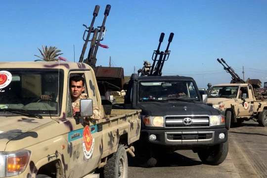 Được sự ủng hộ của Nga, Ai Cập và UAE,lực lượng Quân đội quốc gia Libya của Khalifa Haftar đã kiểm soát phần lớn lãnh thổ cả nước và đang tiến chiếm Tripoli.