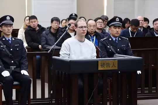 Vụ kết án tử hình Robert Schellenberg khiến hai nước Trung Quốc - Canada xảy ra đấu khẩu gay gắt.