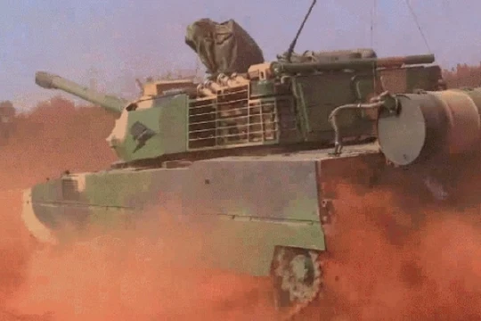 Xe tăng Type-15 tham gia diễn tập