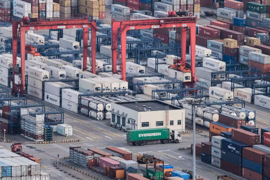 Báo cáo của Liên Hợp quốc cho thấy, thương chiến Trung - Mỹ đã làm số lượng hàng hóa nhập khẩu của Mỹ từ Trung Quốc giảm hơn một phần tư trong nửa đầu năm nay, hay trị giá 35 tỷ USD.