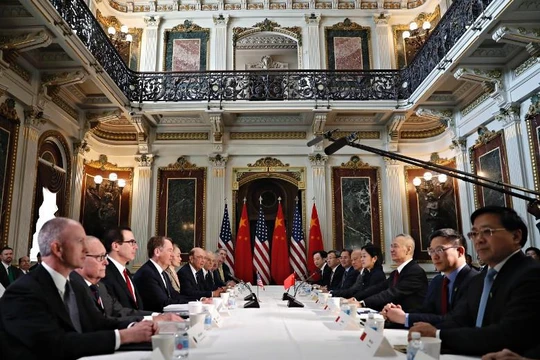 Vòng đàm phán thứ 7 kéo dài từ 2 thành 4 ngày nhưng vẫn chưa đạt được một văn bản chung.