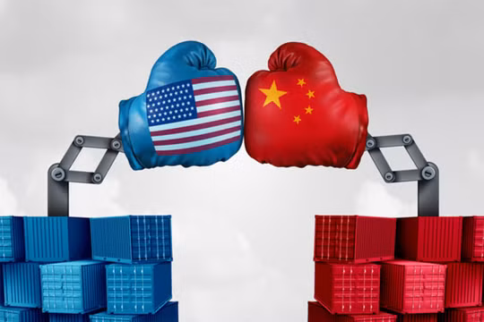 Cuộc chiến thương mại đã khiến quan hệ Mỹ - Trung ở vào tình trạng rơi tự do. Ảnh: Ifeng