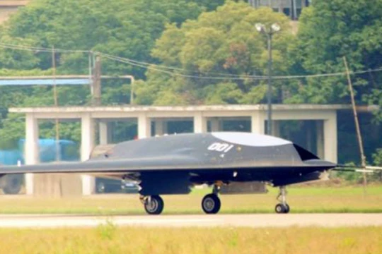 Máy bay không người lái tàng hình Lijian sẽ xuất hiện tại cuộc diễu binh ngày 1/10?