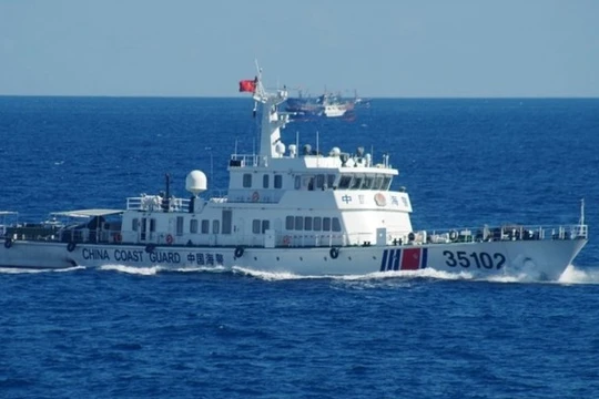 Ngày 30/12.Bộ Ngoại giao Indonesia đã triệu Đại sứ Trung Quốc đến trao công hàm phản đối tàu hải cảnh Trung Quốc xâm phạm vùng đặc quyền kinh tế nước này. Ảnh: tàu Hải cảnh Trung Quốc (Ảnh: Đông Phương).