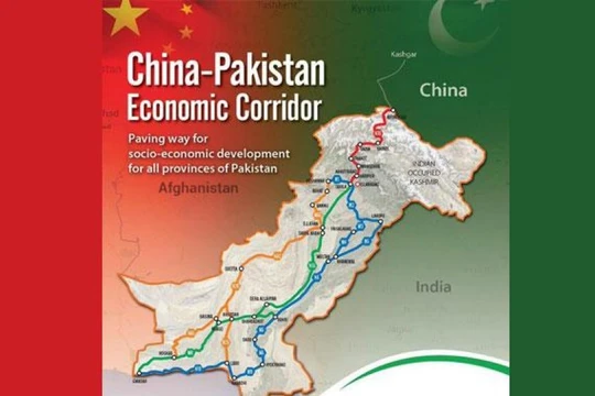 Hành lang kinh tế được xem là trung tâm của mối quan hệ Trung Quốc - Pakistan có chiều dài khoảng 3.000 km từ Kashgar tới Gwadar. Chi phí xây dựng tổng thể khoảng 62 tỷ USD đang bị chính phủ mới của Thủ tướng Imran Khan xem xét lại.
