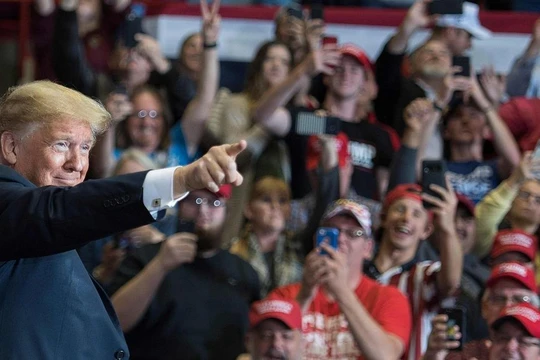  Tổng thống Donald Trump cho rằng Trung Quốc đã phá hoại cuộc đàm phán mậu dịch giữa Mỹ và Trung Quốc 