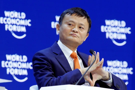 Jack Ma gây bất ngờ khi đột ngột tuyên bố sẽ từ chức Chủ tịch Tập đoàn Alibaba vào năm tới
