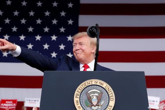 Tổng thống Mỹ Donald Trump bác bỏ việc ông đã đồng ý hủy bỏ thuế quan đối với hàng hóa Trung Quốc, nói đó chỉ là suy nghĩ và ước muốn của Trung Quốc.