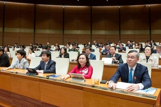 Quốc hội thông qua Luật Tổ chức chính quyền địa phương sửa đổi