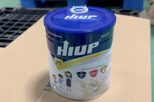 Quảng cáo sữa giả Hiup 27, MC Hoàng Linh bị phạt 107 triệu đồng