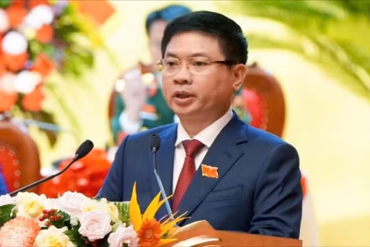 Bí thư Phú Thọ và Ninh Bình hoán đổi vị trí công tác