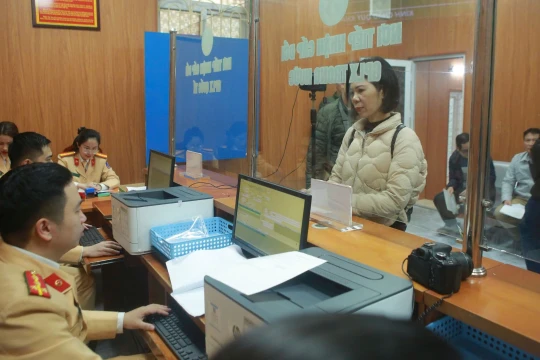 Hà Nội: 12 địa điểm công an phường được cấp biển số xe máy