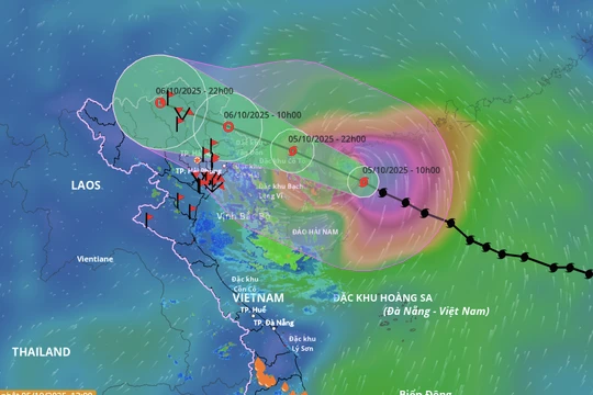 Bão số Matmo đang đạt cường độ mạnh nhất, người dân cần lưu ý điều gì?