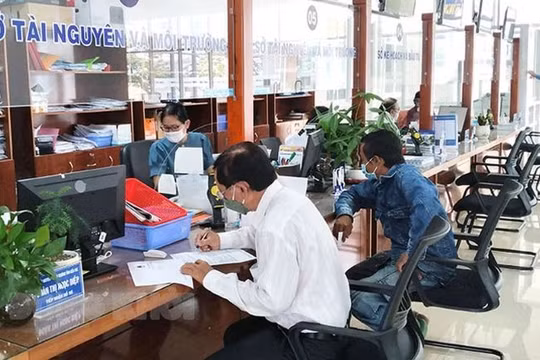 Địa phương có thể duy trì nhiều trụ sở làm việc trong giai đoạn đầu sáp nhập