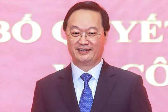 Ông Nguyễn Đức Trung thôi làm Chủ tịch TP Hà Nội