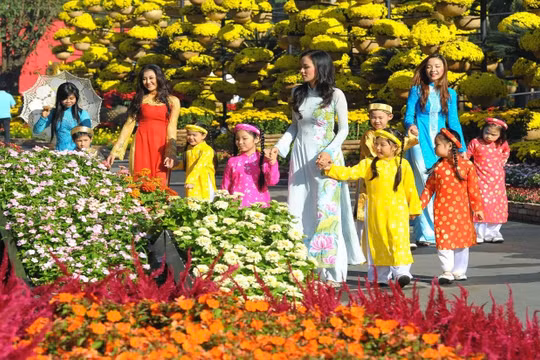 Thủ tướng đồng ý phương án nghỉ Tết Bính Ngọ 9 ngày liên tục 