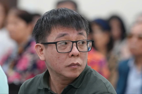 Chuyển trái phép 425 triệu USD, Giám đốc Vàng Phú Cường bị đề nghị 14 - 16 năm tù