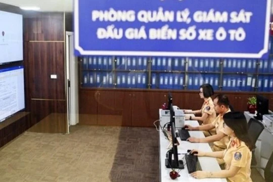 Biển số ô tô 19A-999.99 trúng đấu giá gần 3,9 tỷ, xe máy 89AA-899.99 hơn 500 triệu đồng